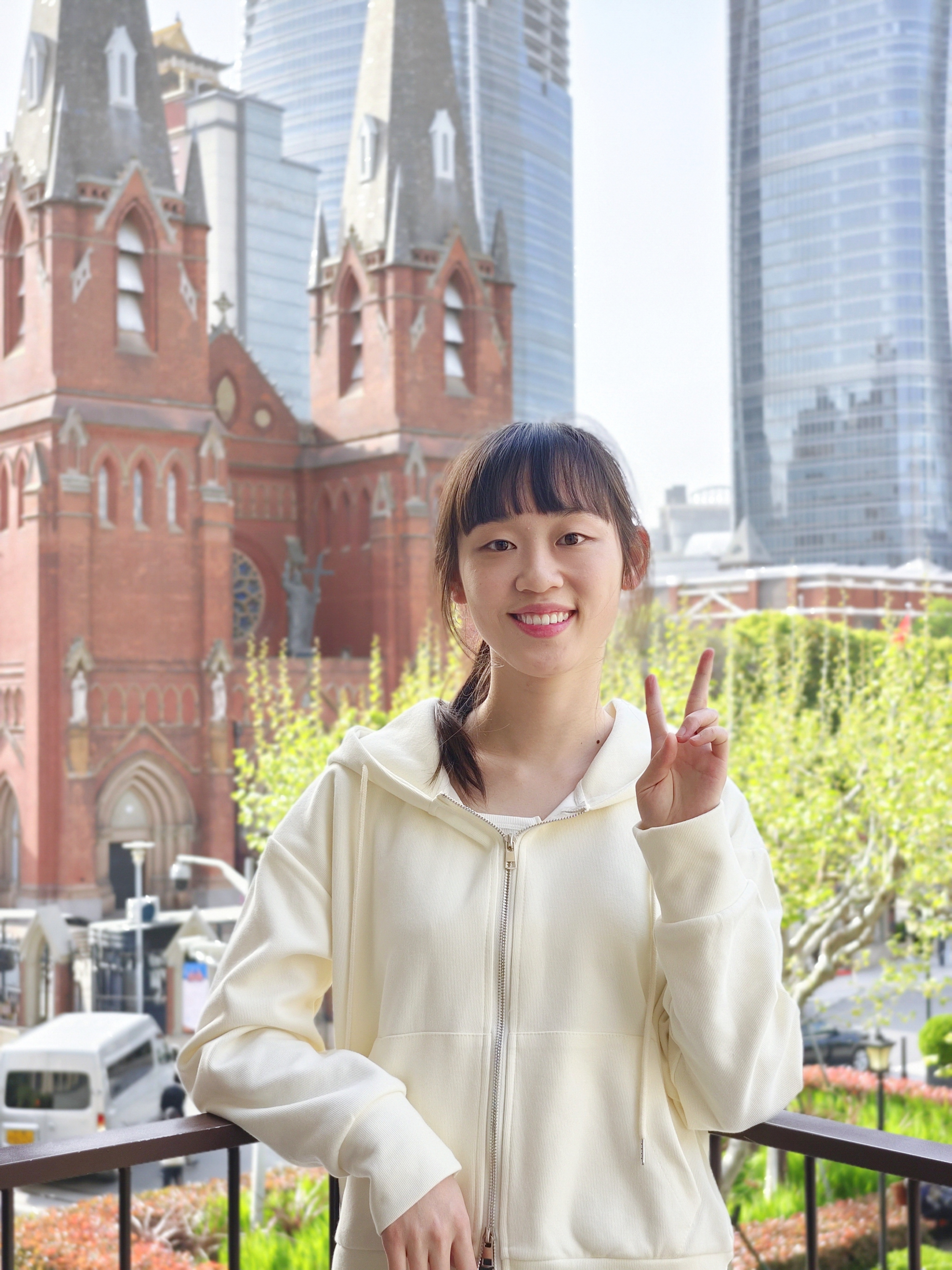 26_其他照片_个人照2.jpg